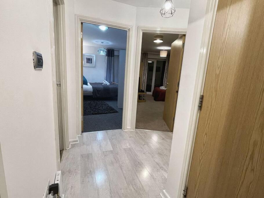Cityfront Modern Apt Near City Centre/Etihad, Free Parking マンチェスター エクステリア 写真